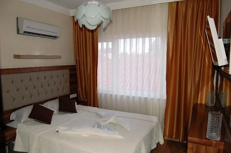 Hotel Twenty 2*, Antalya
