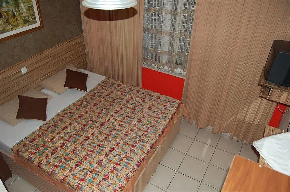 Hotel Twenty Antalya 2*,